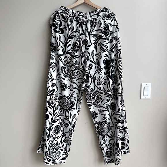 Knox Rose Black & White Floral Drawstring Pants - Size M - Picture 3 of 8